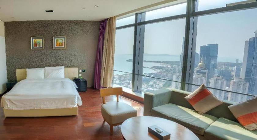 Grand Madison Qingdao Harbour-View Central（Former Qingdao Farglory Hotel） Dış mekan fotoğraf